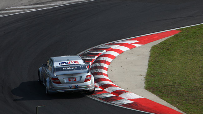 Mugelli salta le qualifiche per il cambio ko