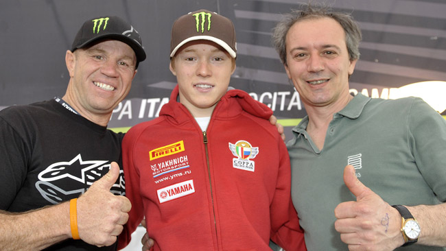 Luca Cadalora segue il figlio di Mamola al Mugello