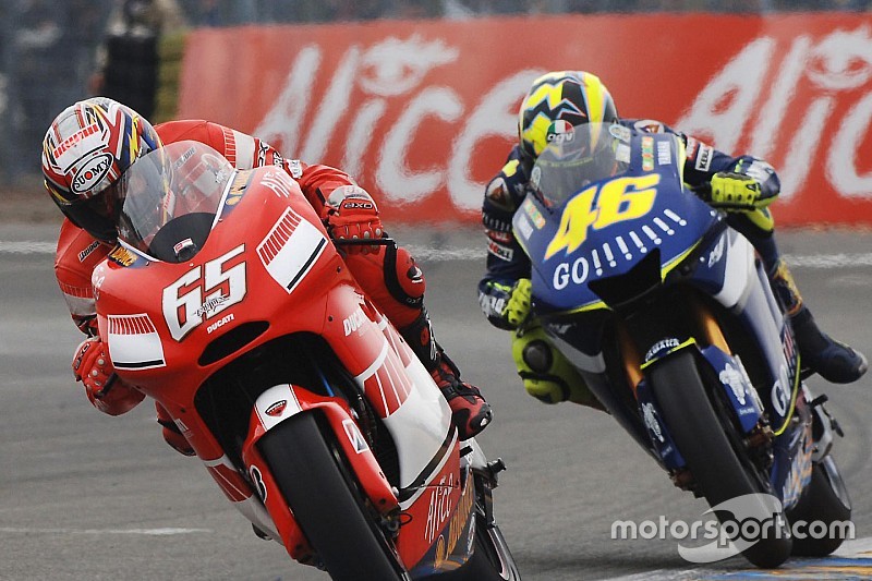 Loris Capirossi - "Valentino Rossi est le favori pour le titre"