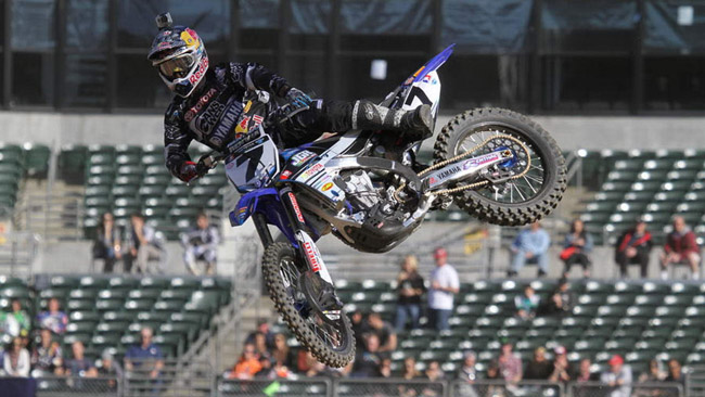 Primo centro del 2012 per Stewart ad Oakland