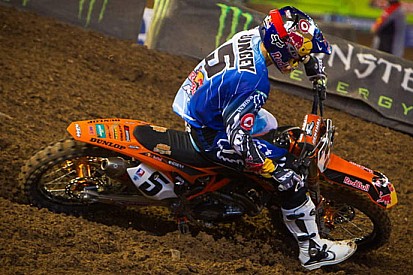 Ryan Dungey porta al successo la KTM a Phoenix