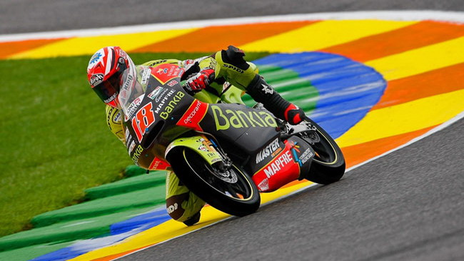 Zarco cade subito e Terol festeggia il titolo a Valencia