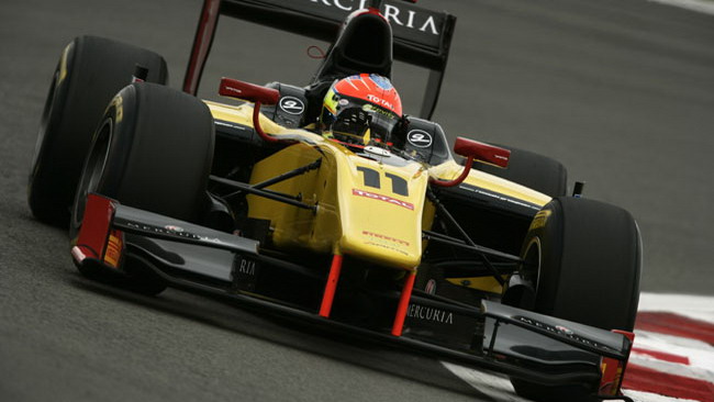 Grosjean comanda nelle libere del Nurburgring
