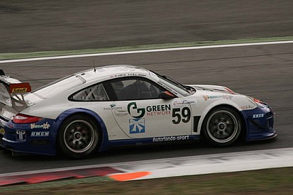 Lietz regala alla Porsche la pole di gara 2