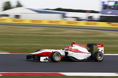Esteban Ocon donne le ton au Hungaroring