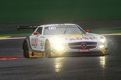 Spa 24: Mercedes, Audi and BMW fight it out as dawn breaks