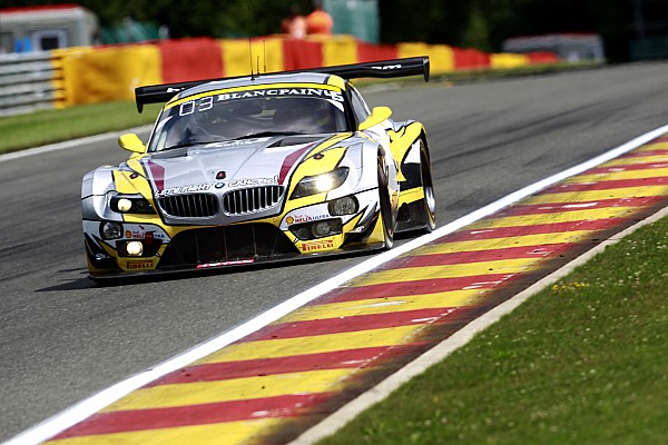 Deux BMW encadrent une Audi après 18 heures de course