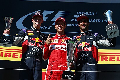 Vettel s'impose au terme d'une course folle et égale Senna