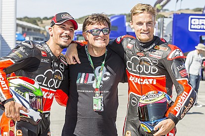 Davies y Giugliano podría firmar esta semana con Ducati