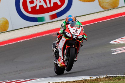 Sepang, Libere 1: Max Biaggi apre alla grande