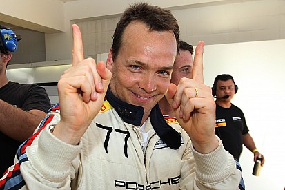 Em Goiânia, Daniel Schneider conquista a pole pela Porsche GT3 Cup
