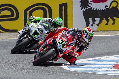 Ducati, pensiero per l'infortunato Giugliano a Sepang