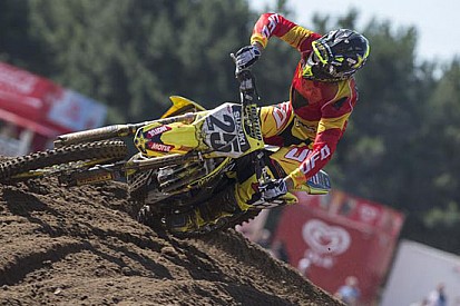 Clement Desalle si ferma per operarsi alla spalla