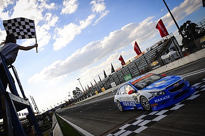 Guilherme Salas faz final de semana perfeito em Curitiba