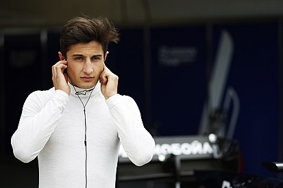 Mitch Evans focussed on manufacturer deal