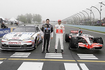 Hamilton na NASCAR? Veja outros pilotos de F1 que já se aventuraram nos EUA