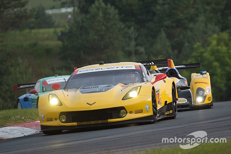 Points battles tight as championship heads to Road America