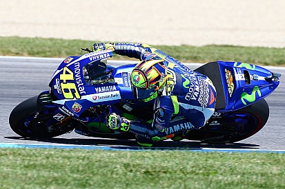 Valentino: "Sono molto lento nei cambi di direzione"