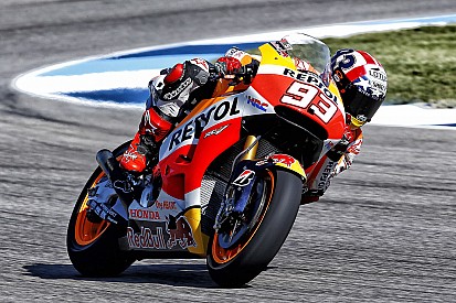 Marquez and Pedrosa complete perfect 1-2 in qualifying for the Indianapolis GP
