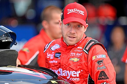 Regan Smith fighting for his ride - video