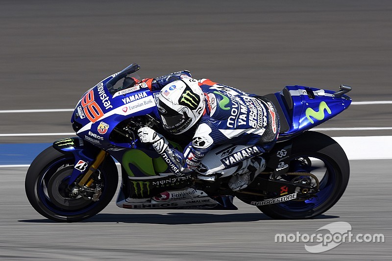Marquez e Lorenzo caem no warm up em Indianápolis