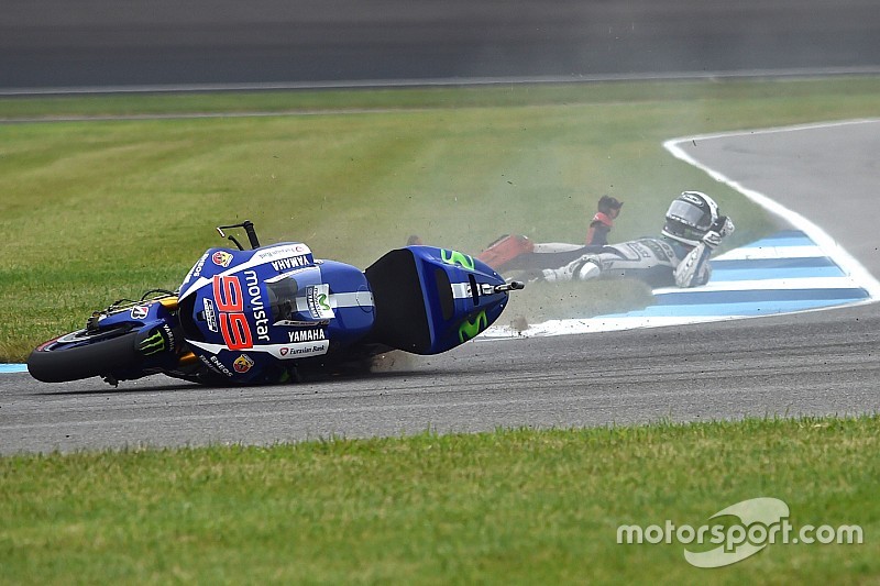 Chute de Jorge Lorenzo, Yamaha Factory Racing