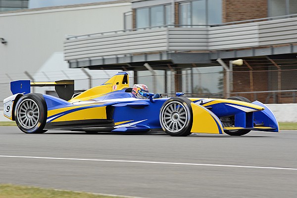 Buemi repite en el segundo d&iacute;a 