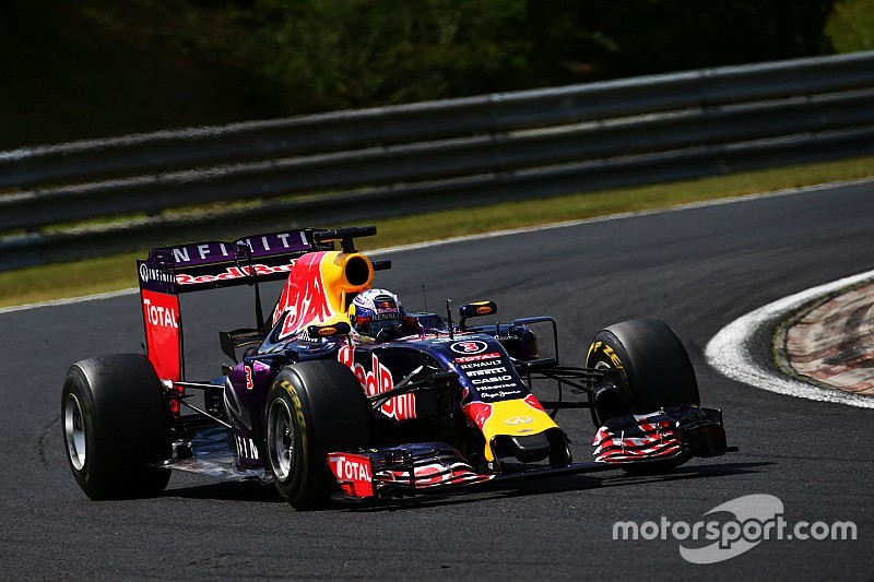 Ricciardo espera una doble penalización por motor