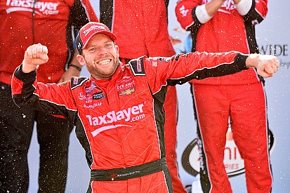 Regan Smith bumps, runs and wins