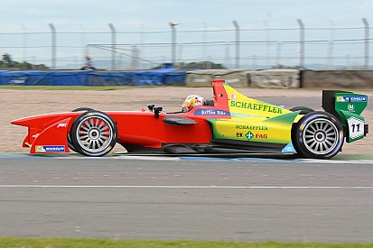 Em novos testes, Abt é o mais rápido. Senna é o sétimo e Nelsinho, o 12°