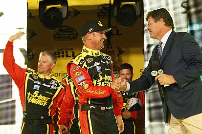 Bowyer e MWR tomam rumos diferentes em 2016