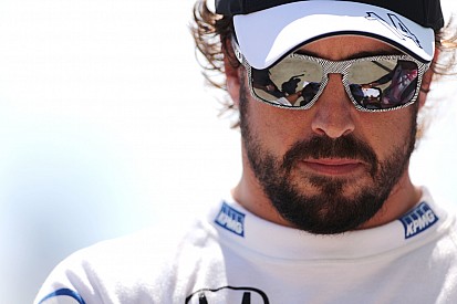 Alonso acredita que deveria ter saído antes da Ferrari