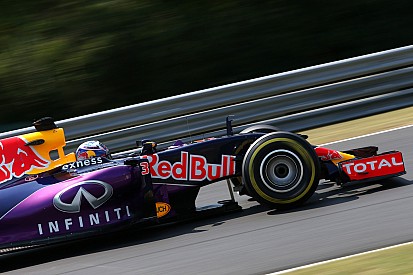 Ecclestone - Mercedes doit bien réfléchir pour motoriser Red Bull