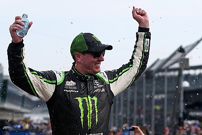 Kyle Busch gana en Bristol