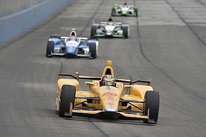Victoire de Ryan Hunter-Reay, inquiétude pour Justin Wilson