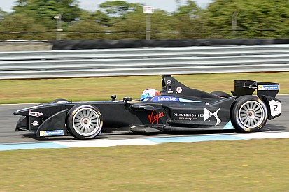 Bird sets the pace as final testing resumes