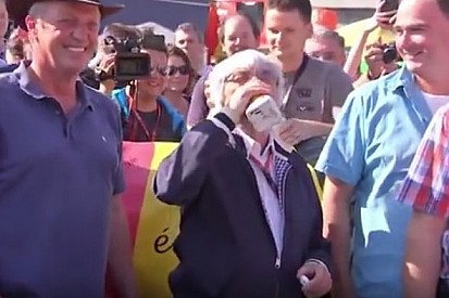 Ecclestone salva prova em Spa com o "leite da paz"