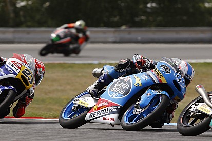 Prima pole per Jorge Navarro a Silverstone