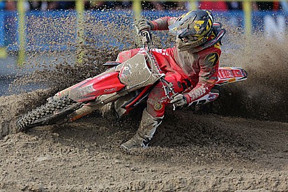 Gajser vince ad Assen e prende la "Red Plate"