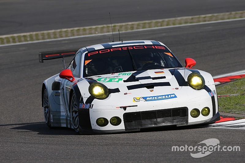 Les Porsche 911 RSR renouent avec le succès à domicile