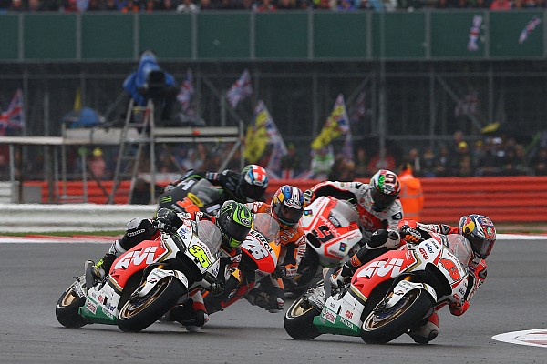 Crutchlow aceptó las disculpas de Miller