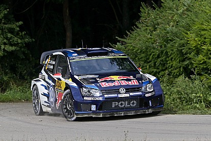Volkswagen guarda al futuro e testa la Polo R 2017