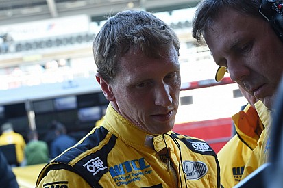 Van Lagen surpris de devoir quitter Lada