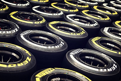 Réunion au sommet entre les pilotes, Ecclestone et Pirelli