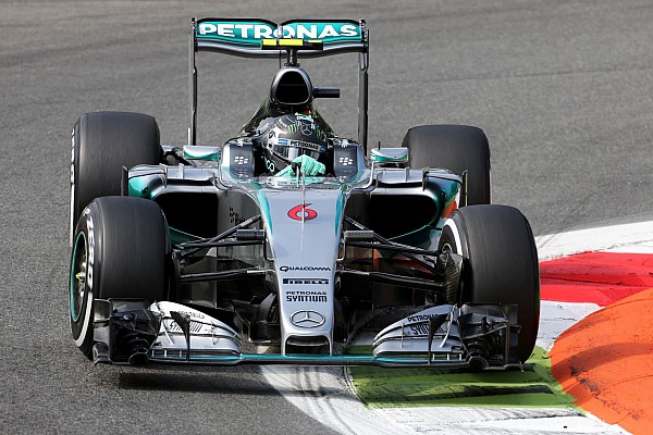 Rosberg se diz “surpreso” com vantagem da Mercedes em Monza