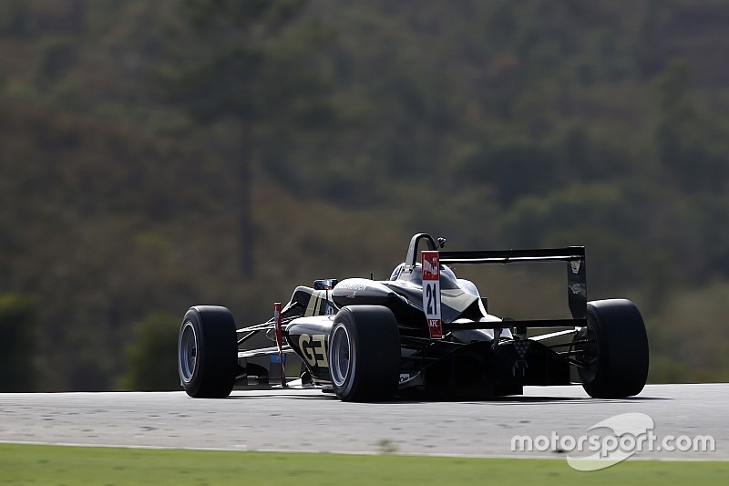 Albon exclusion hands Rosenqvist Race 2 pole