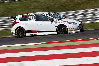 Rockingham BTCC: Jackson gives Motorbase first ever pole