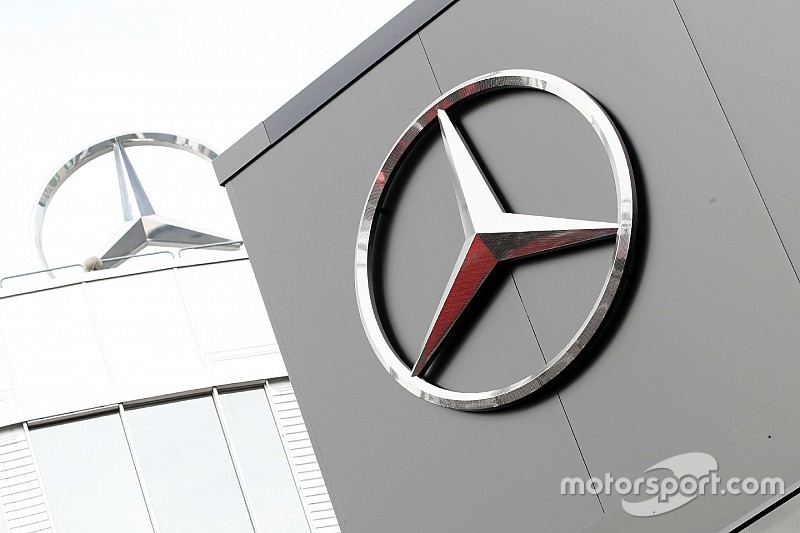 У Red Bull почти не осталось шансов заполучить моторы Mercedes