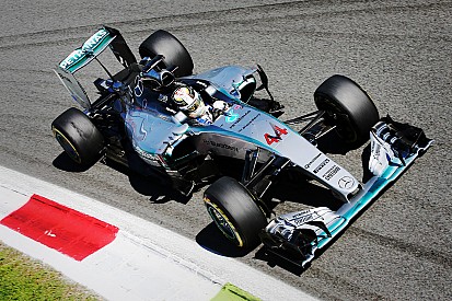Horner - Le développement moteur de Mercedes est "effrayant"