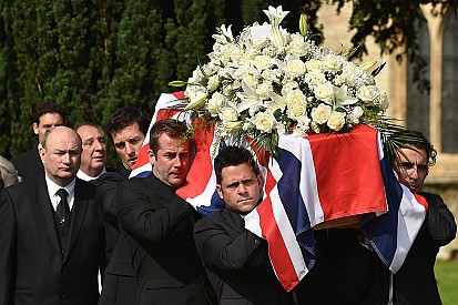 Hundreds pay respects at Justin Wilson funeral in England